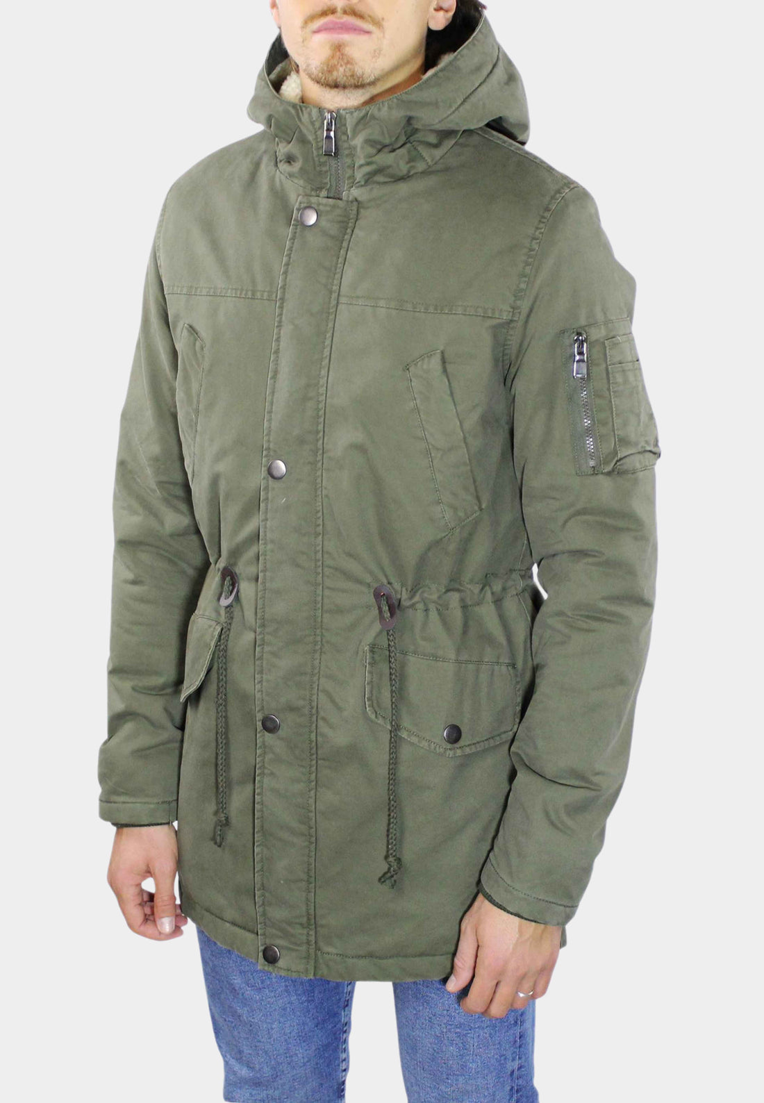 Parka verte avec fourrure sherpa orange à l'intérieur