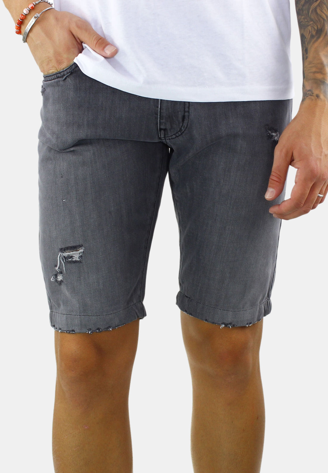 Bermuda di jeans grigio strappato