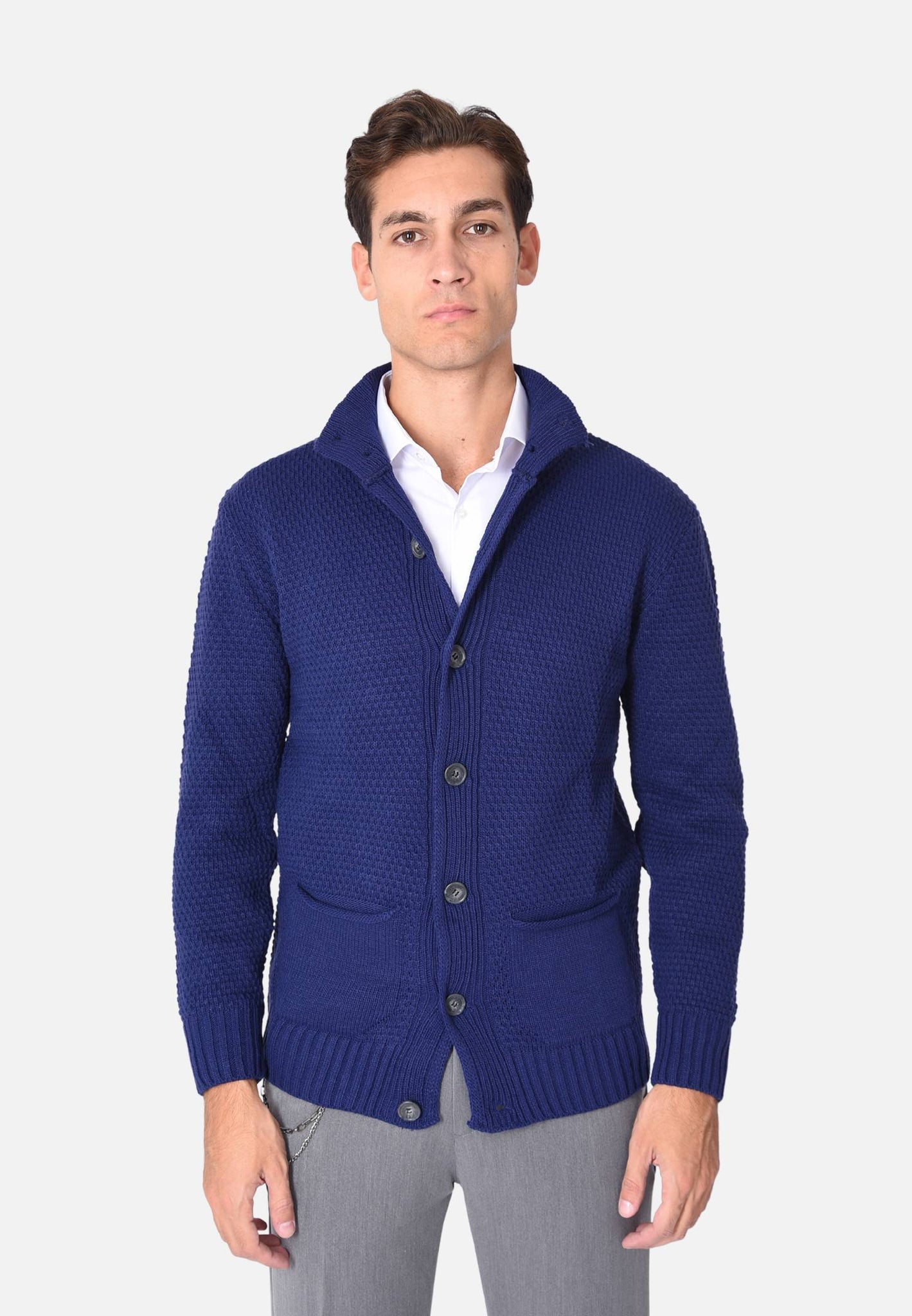 Cardigan collo alto e bottoni