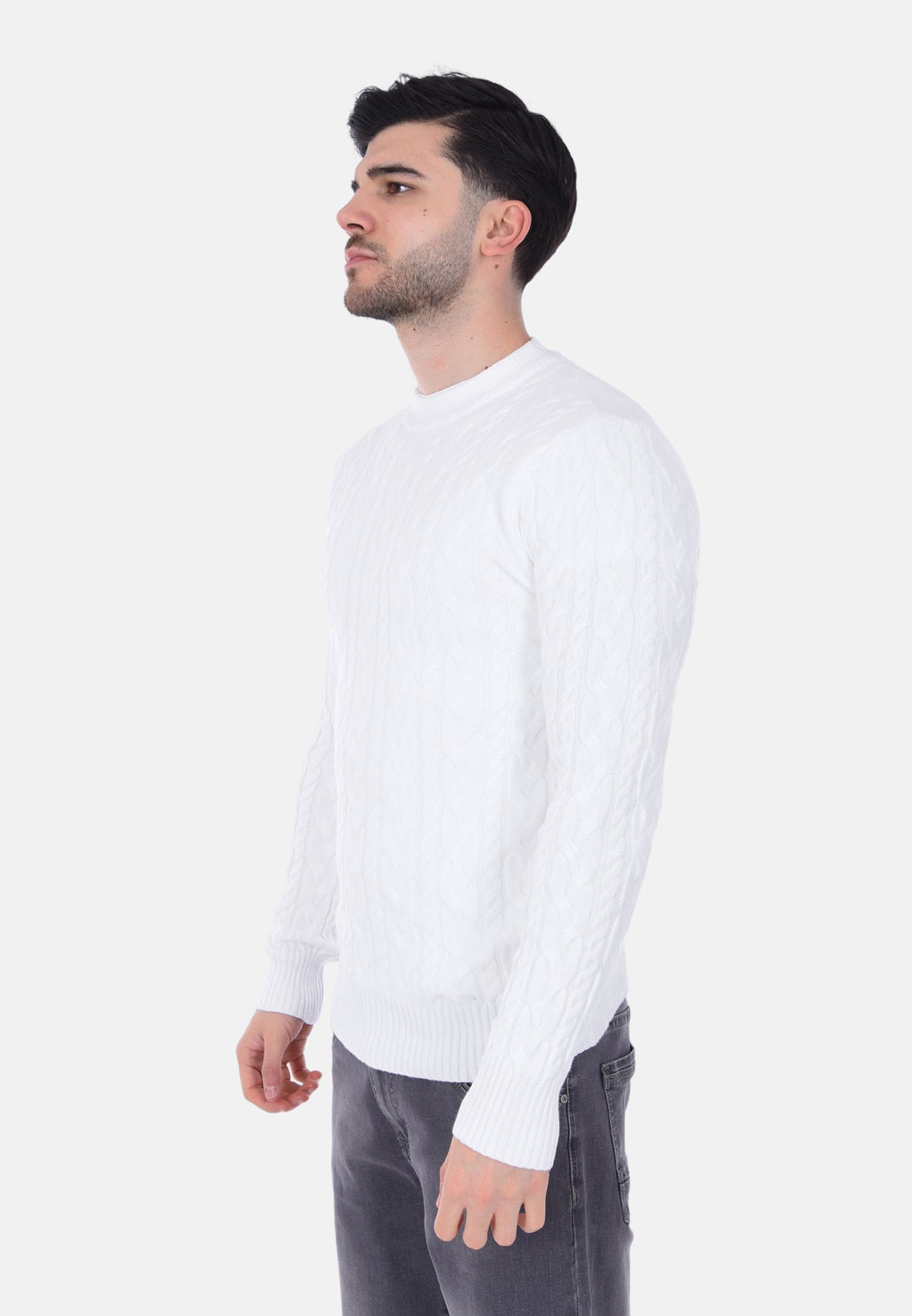 Pullover girocollo con trecce