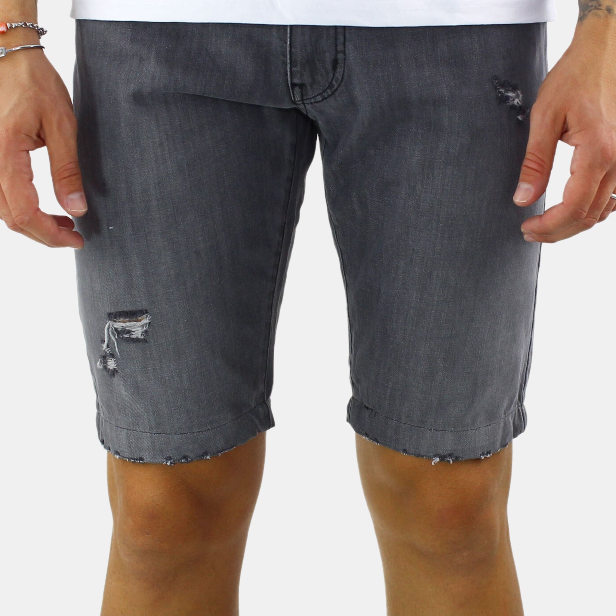 Bermuda di jeans grigio strappato